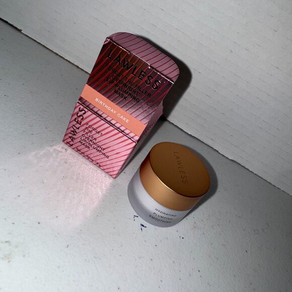 Lawless Forget The Filler Overnight Lip Plumping Mask - Picture 1 of 9